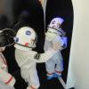 kids-on-the-moon-13.jpg (184.2kB)